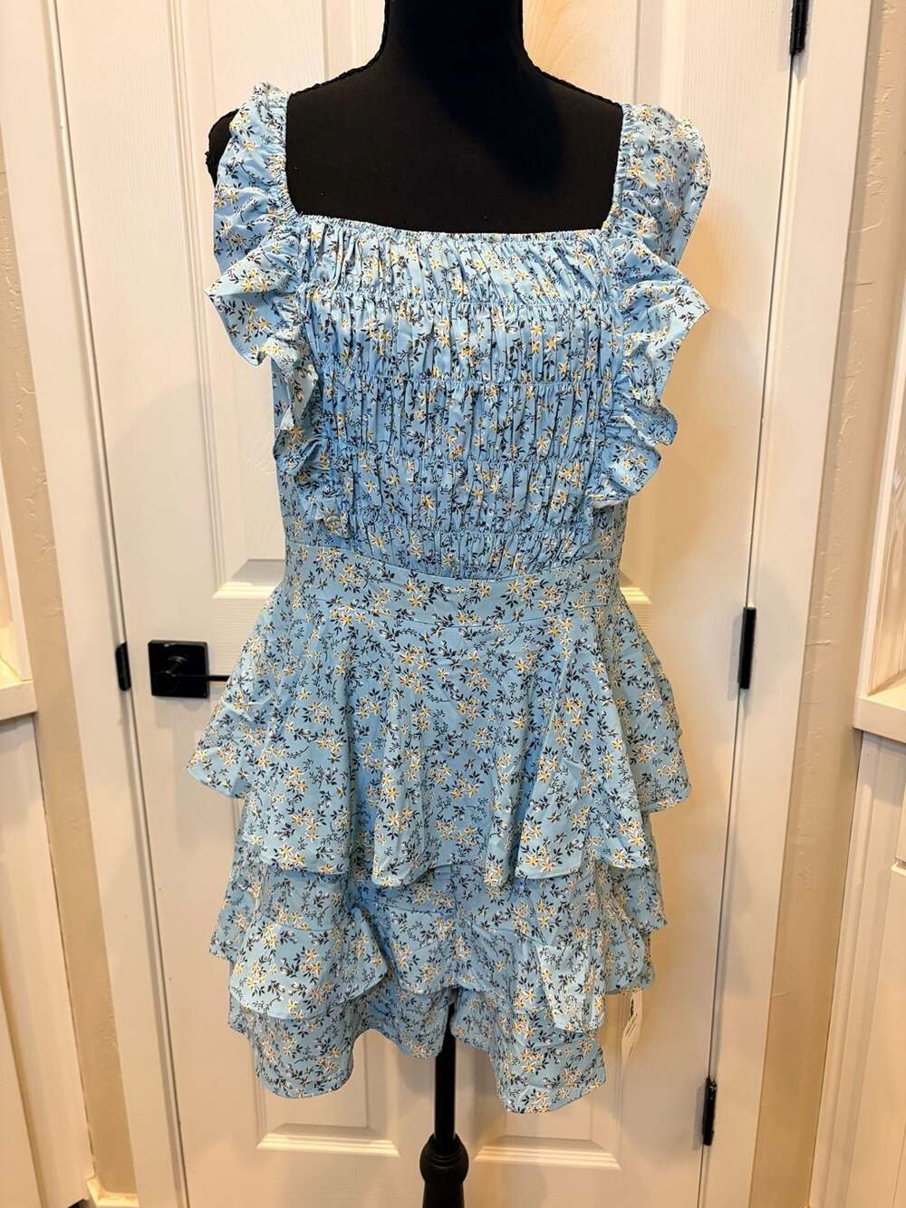 Imily Bela Romper Size XL Blue Floral Ruffle Hem (129)